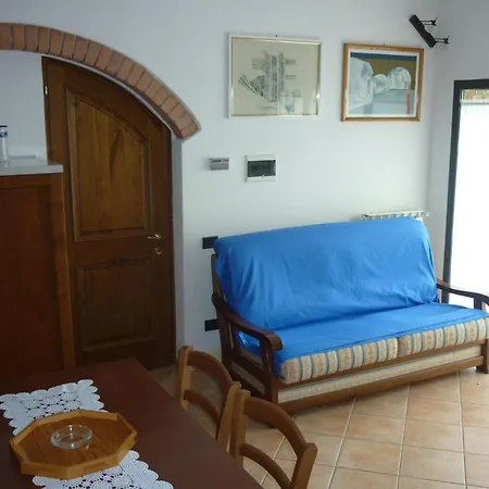 Venkovský dům Casa Ceneruzzi *