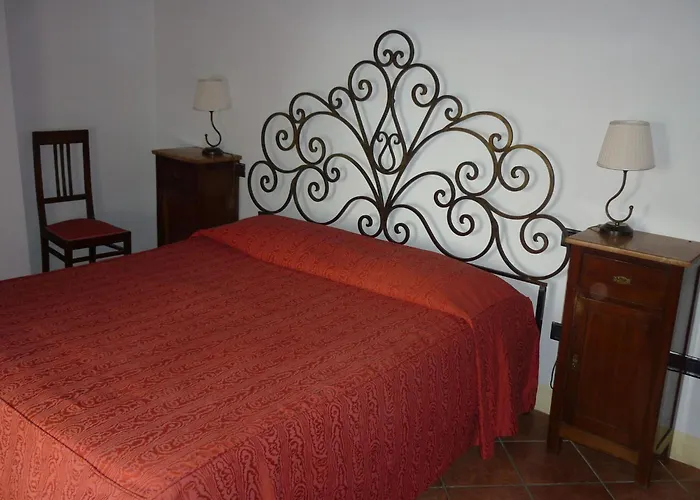 בית כפרי Casa Ceneruzzi גאמבאסי